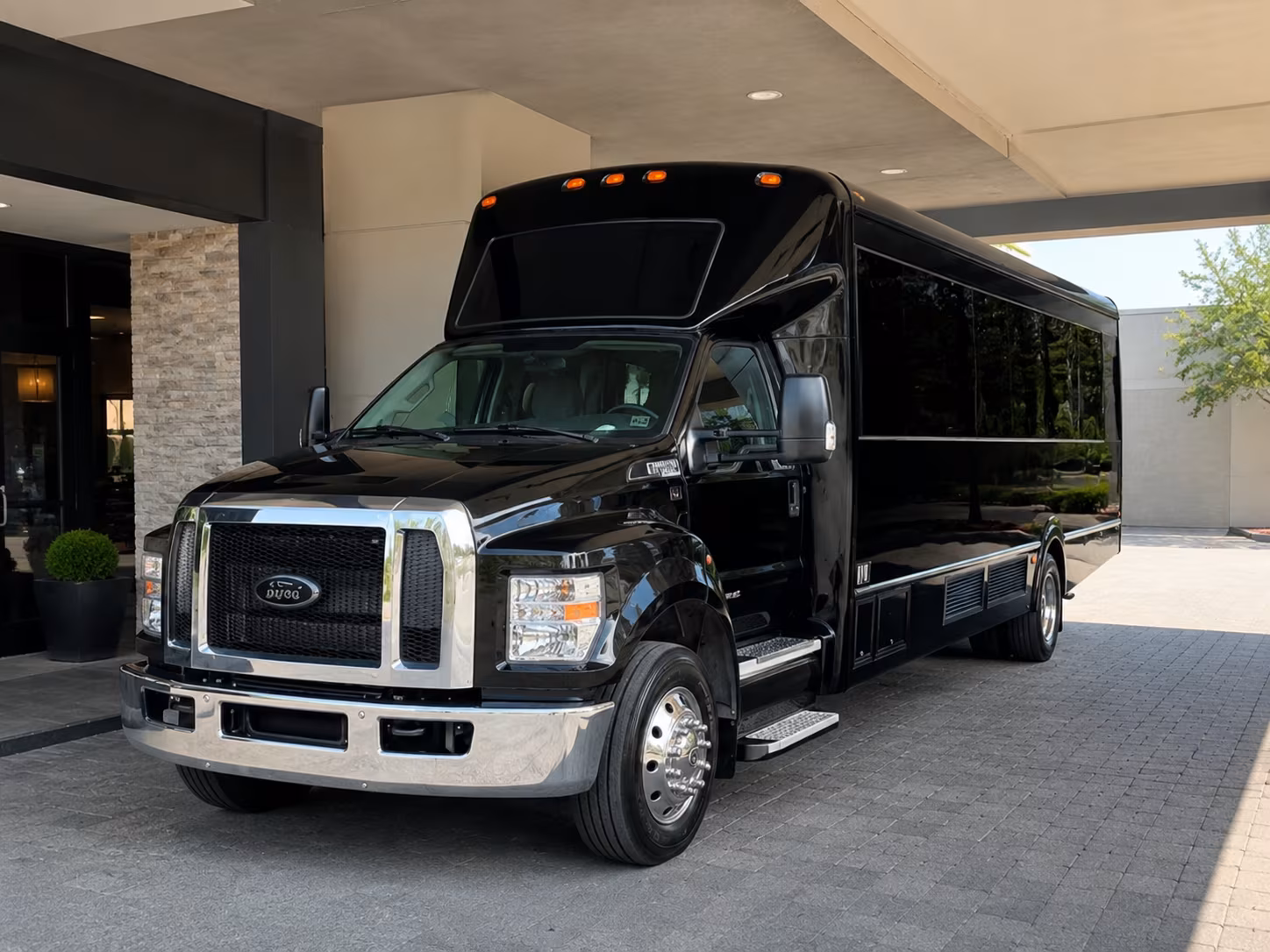 Baltimore Winery Tour & Pub Crawl Transportation